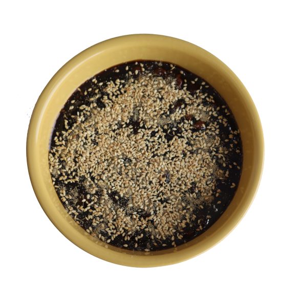 Halwa sultani with cardamom and sesame